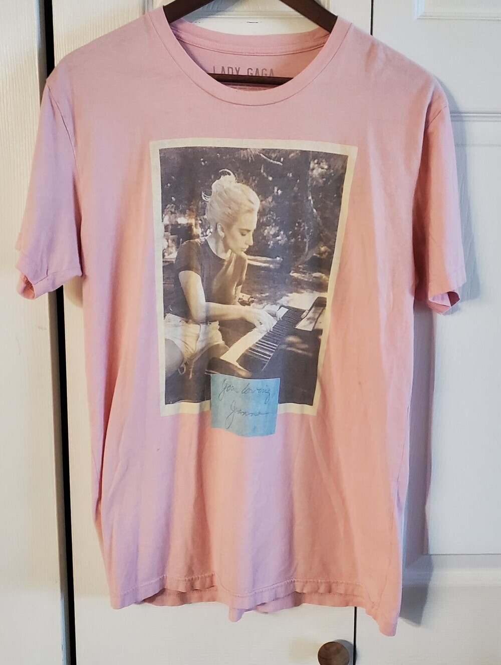 Lady Gaga Joanne World Tour. Large Pink Graphic Tshirt. Short Sleeves.  Music